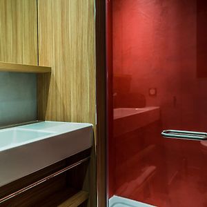 Quadruple Room Private Bathroom Seine View
